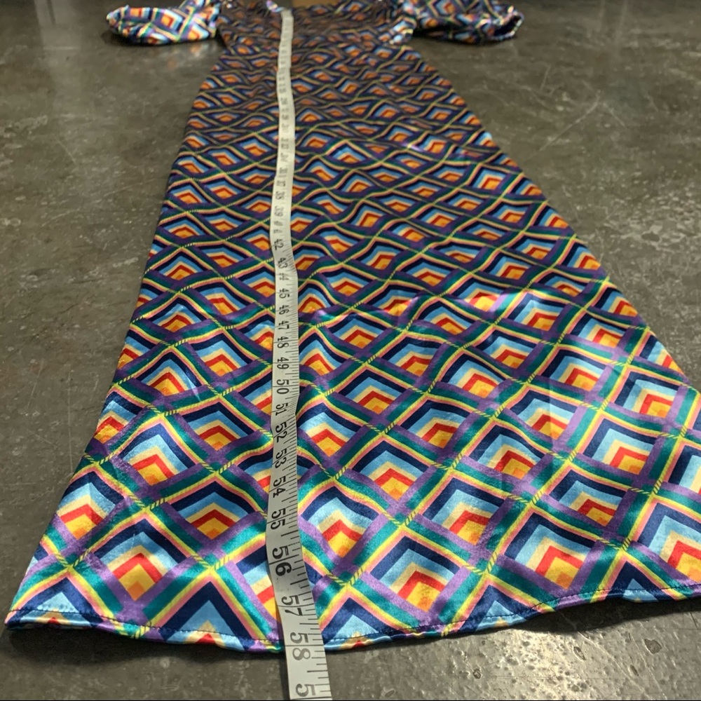 Geometric-Print Dress - Picture 9 of 10